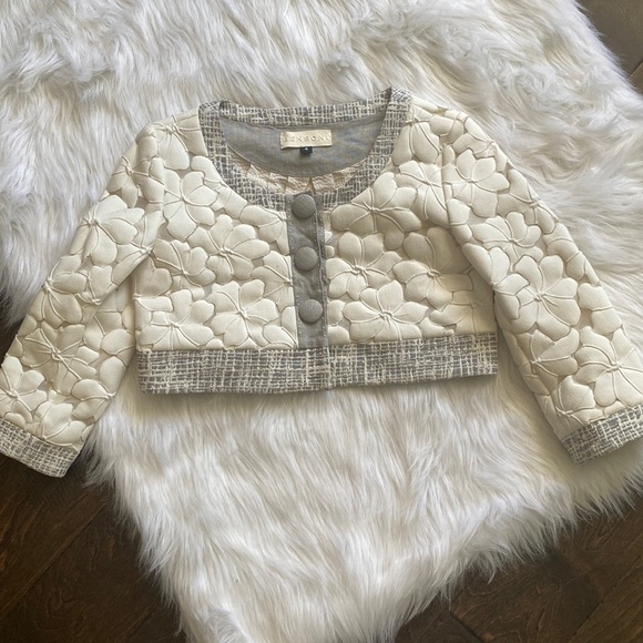 Bensoni- Cropped White/Cream Floral jacket blazer - Picture 1 of 9